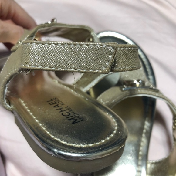 Girls size 2 Michael Kors gold sandals - Picture 9 of 9